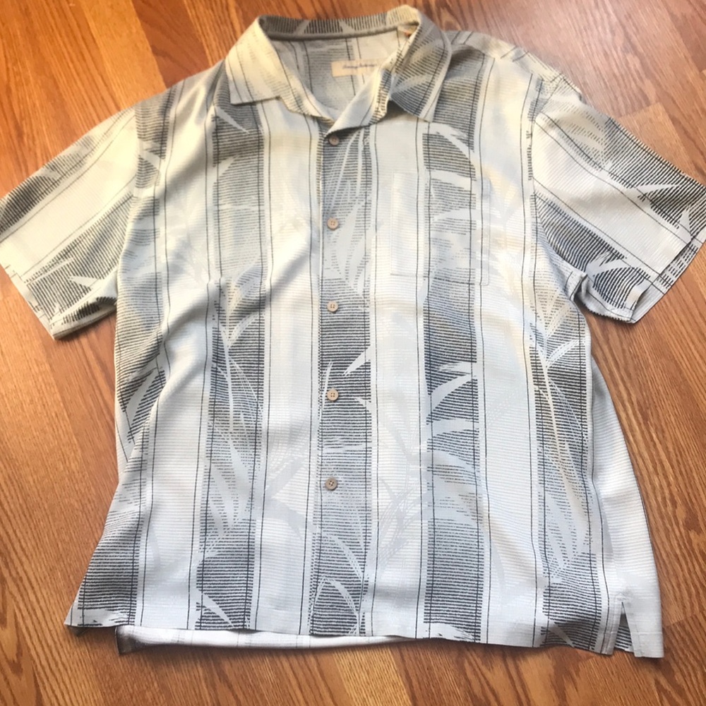 Tommy Bahama Men's Striped Short Sleeve Shirt